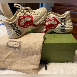 COPY - Gucci Rhyton sneakers comes with box and dust bags